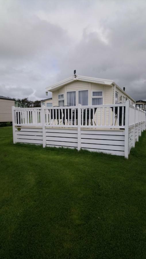 Bude Caravan Caromax - Families And Couples Only Екстериор снимка